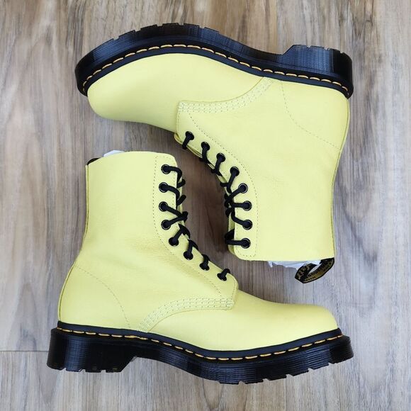 🩵NIB Dr. Martens Lemon Yellow Pascal Virginia Leather 1460 Boots Size 11 - Picture 5 of 15